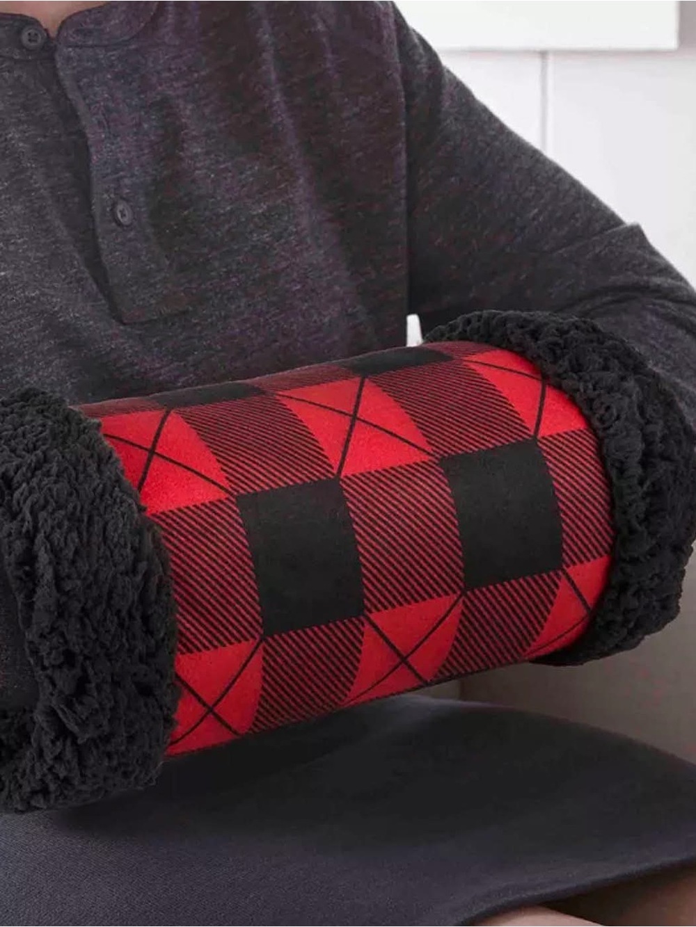 battery cozy Plaid tHand Muff for Men — Red & Blackberry